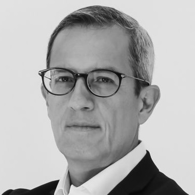 Oscar Robles-Garay