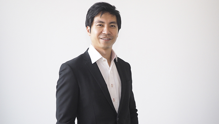 Jia-Rong Low